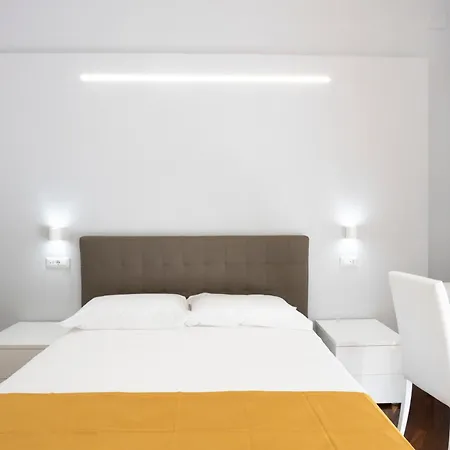 La Duomo Bed & Breakfast Naples